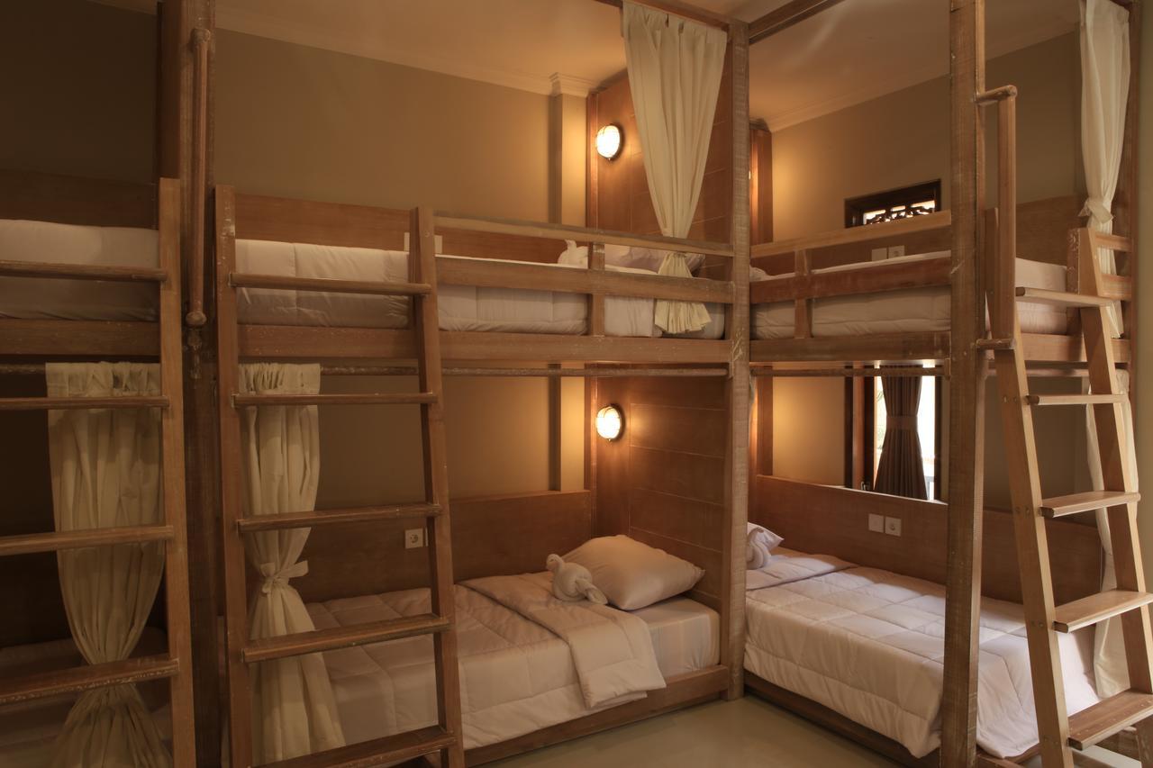 Poshtel Ubud Exterior photo