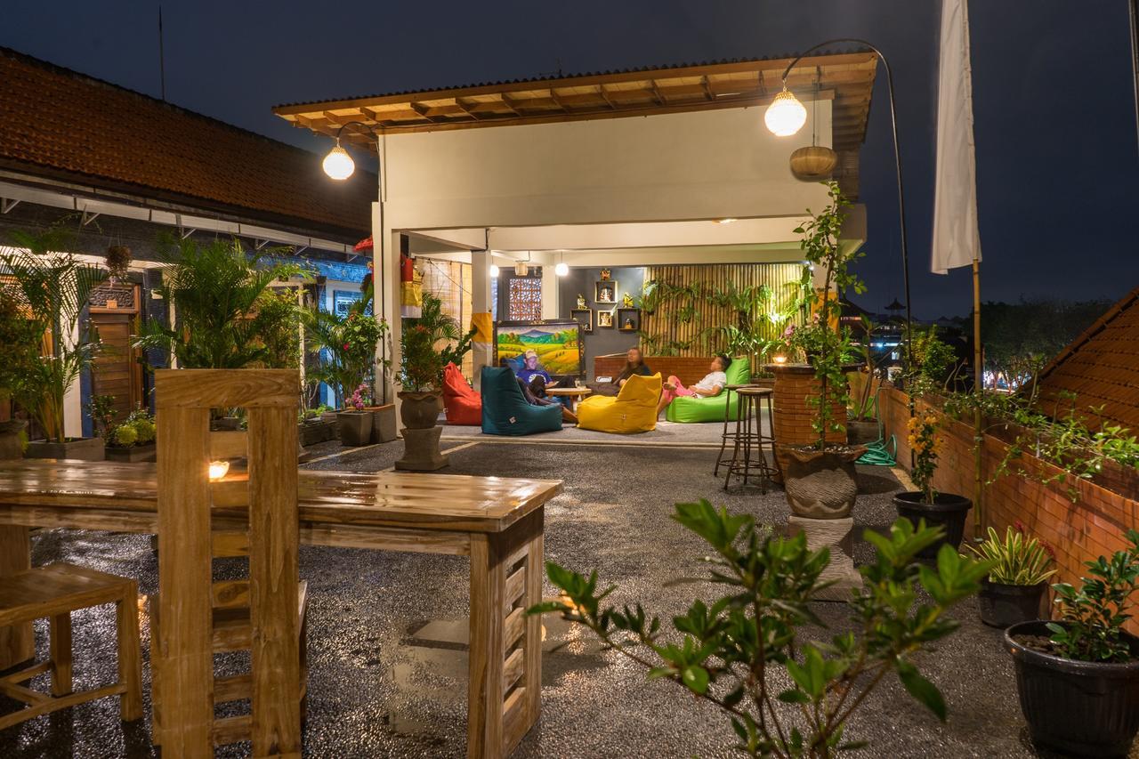 Poshtel Ubud Exterior photo